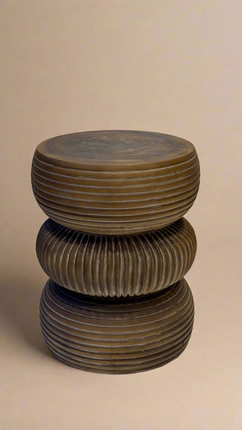 Line Side Table