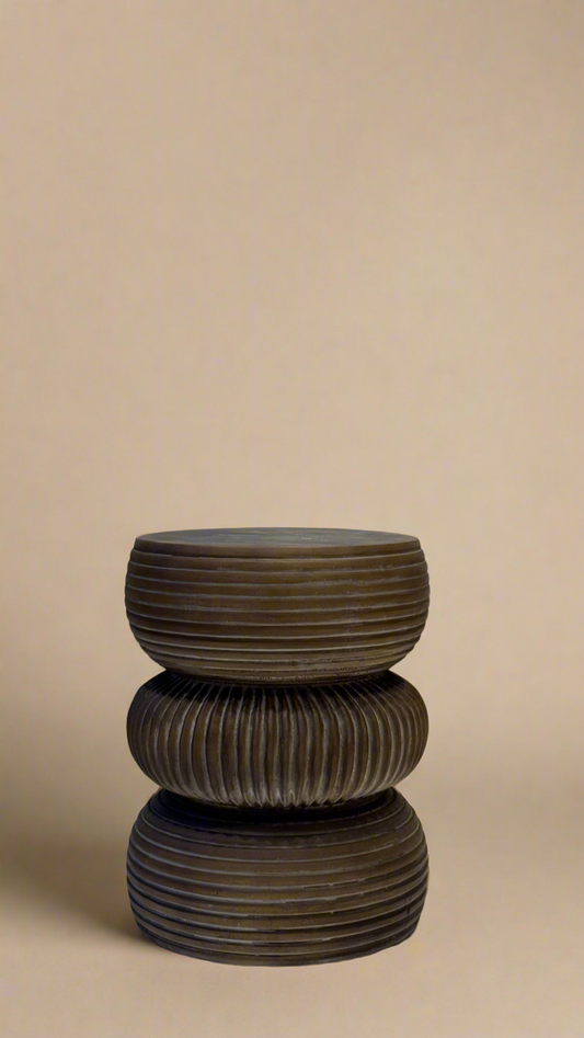 Line Side Table